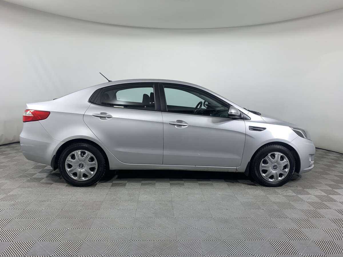 Kia Rio 5-speed, 2012 - Фото №3