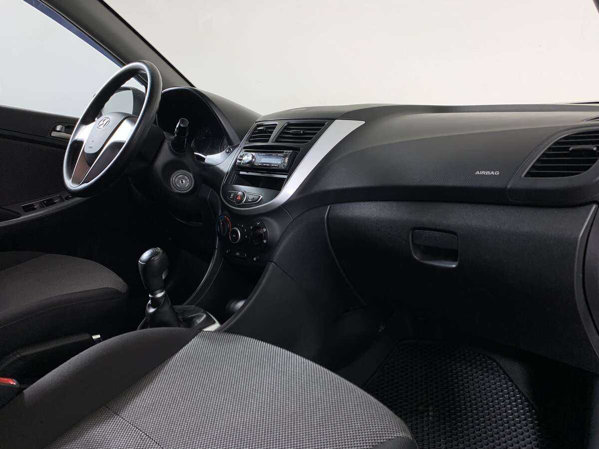 Hyundai Solaris, 2012 - Фото №10