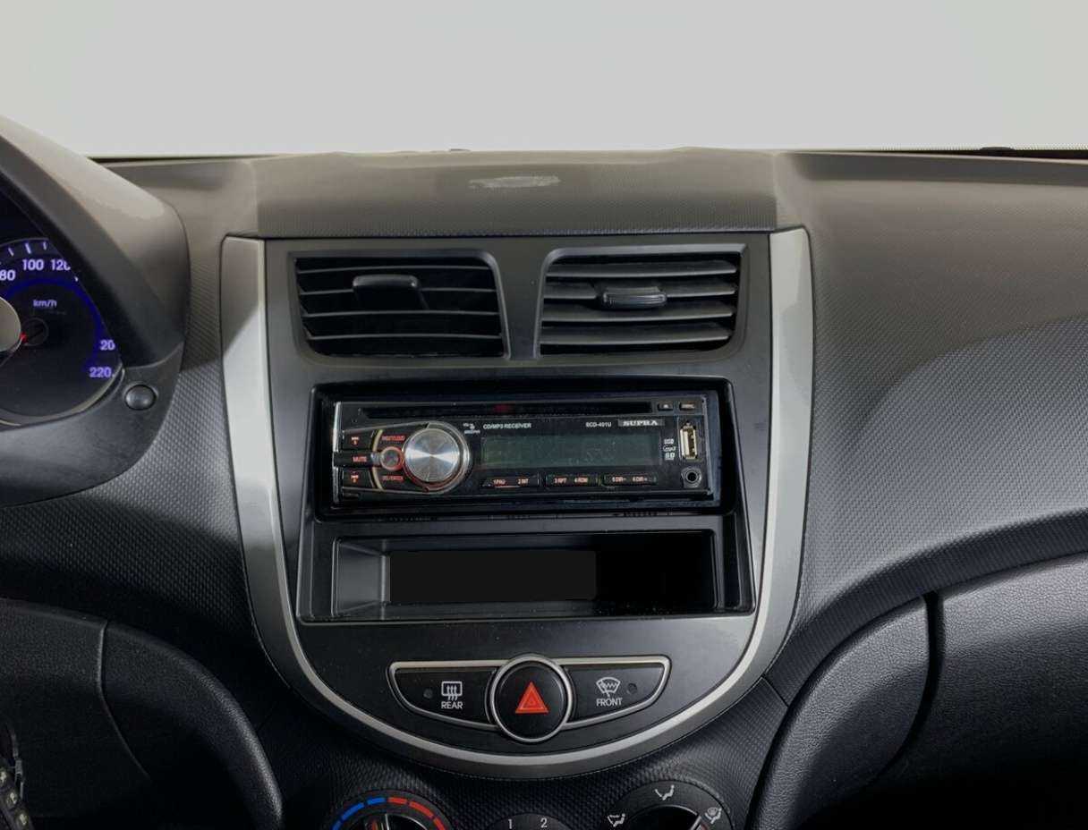 Hyundai Solaris, 2012 - Фото №12