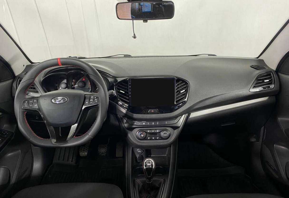 Lada (ВАЗ) Vesta SW, 2019 - Фото №10