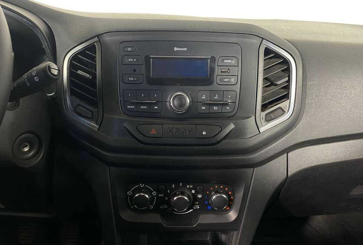 Lada (ВАЗ) XRAY, 2020 - Фото №11