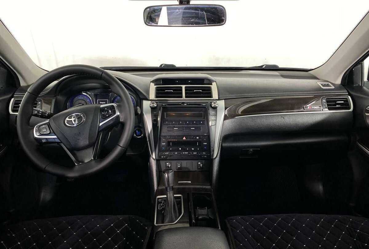 Toyota Camry, 2017 - Фото №10