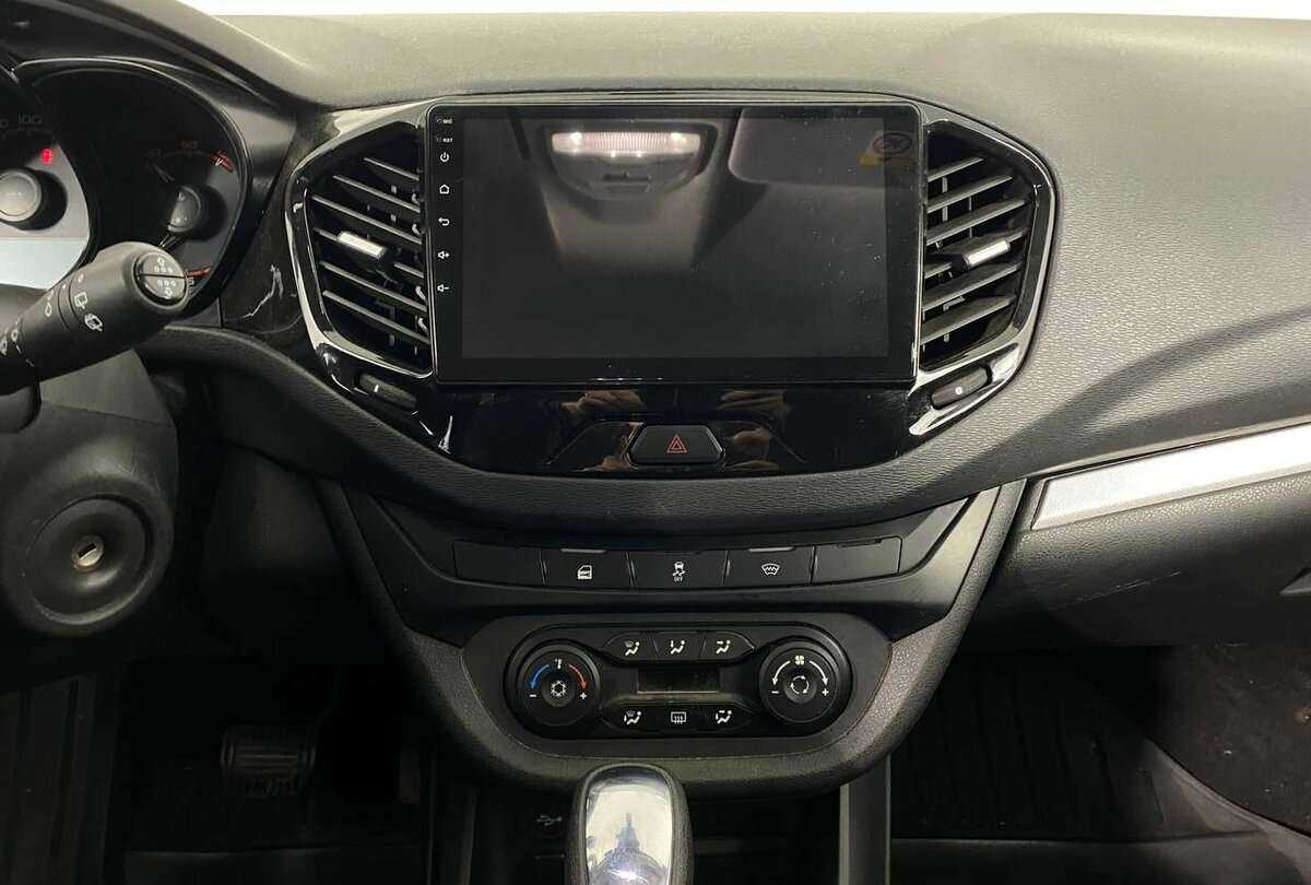 Lada (ВАЗ) Vesta SW, 2021 - Фото №11