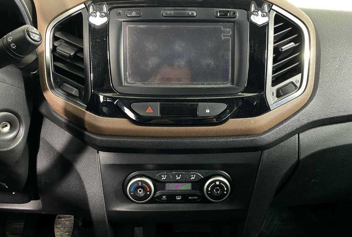 Lada (ВАЗ) XRAY, 2017 - Фото №11