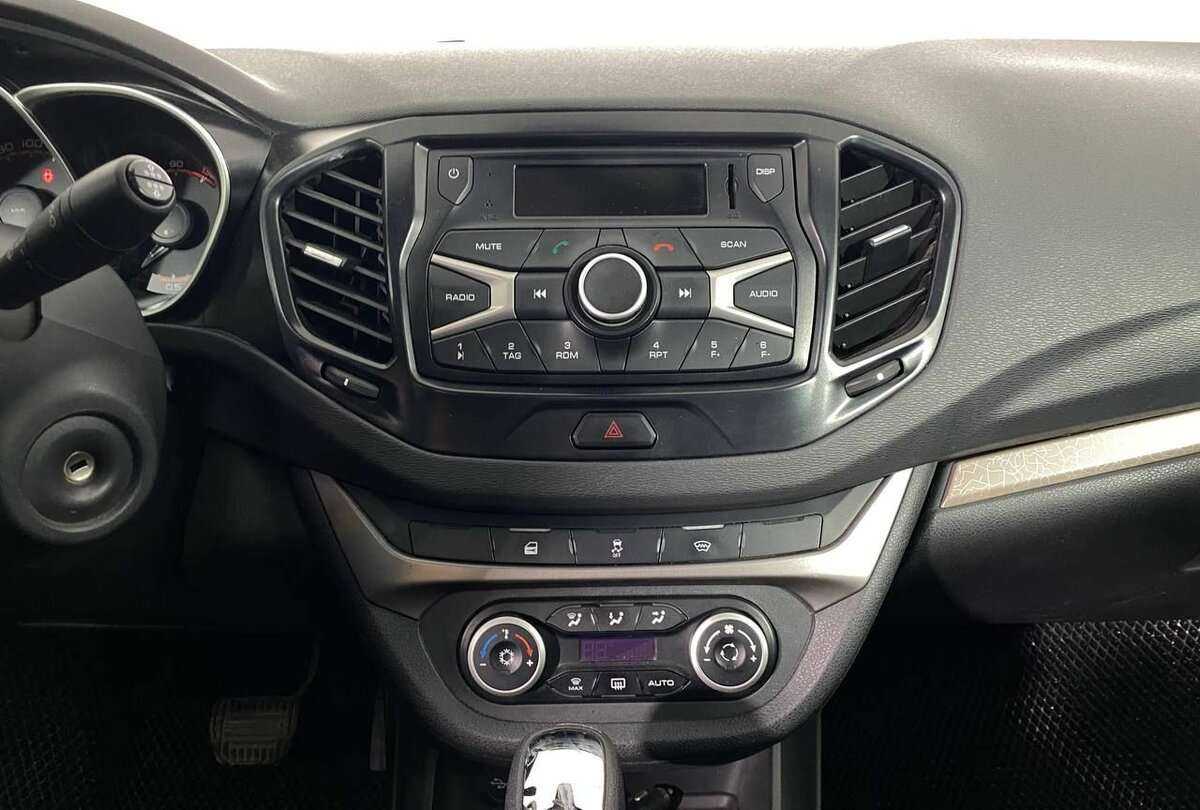 Lada (ВАЗ) Vesta, 2020 - Фото №11