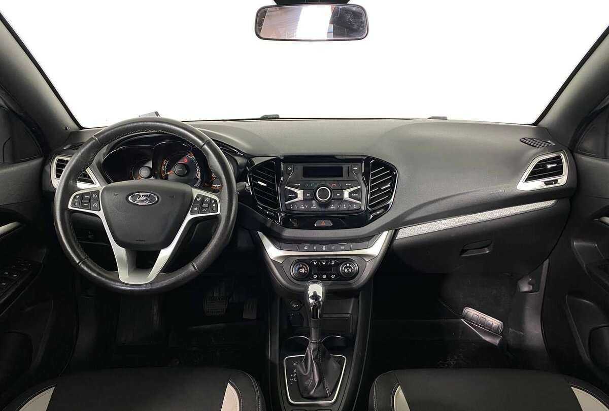 Lada (ВАЗ) Vesta SW, 2020 - Фото №10