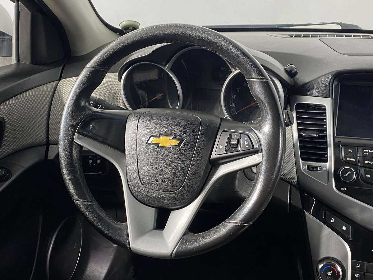 Chevrolet Cruze, 2012 - Фото №8