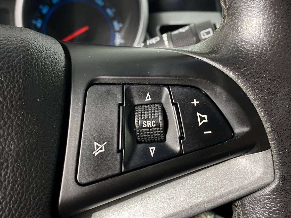 Chevrolet Cruze, 2012 - Фото №9