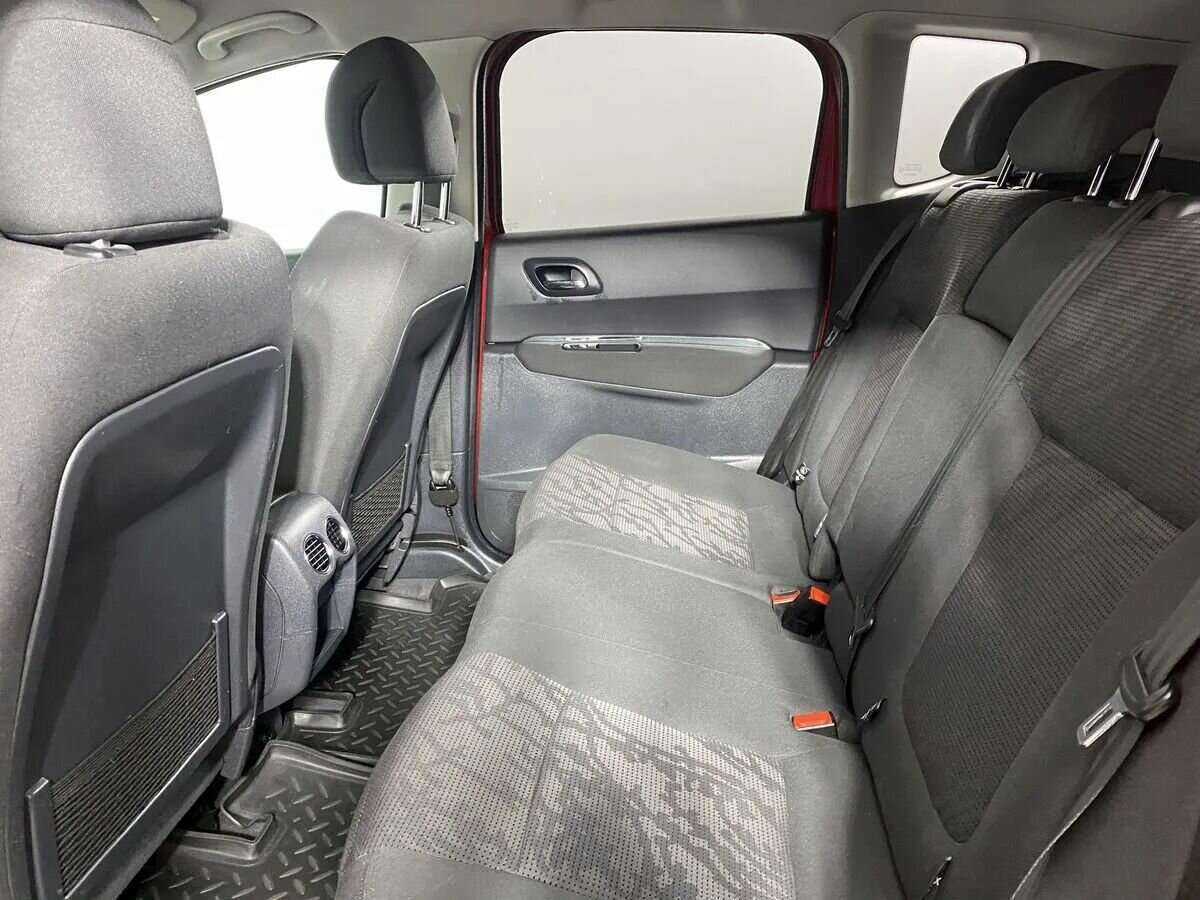 Peugeot 3008, 2012 - Фото №8