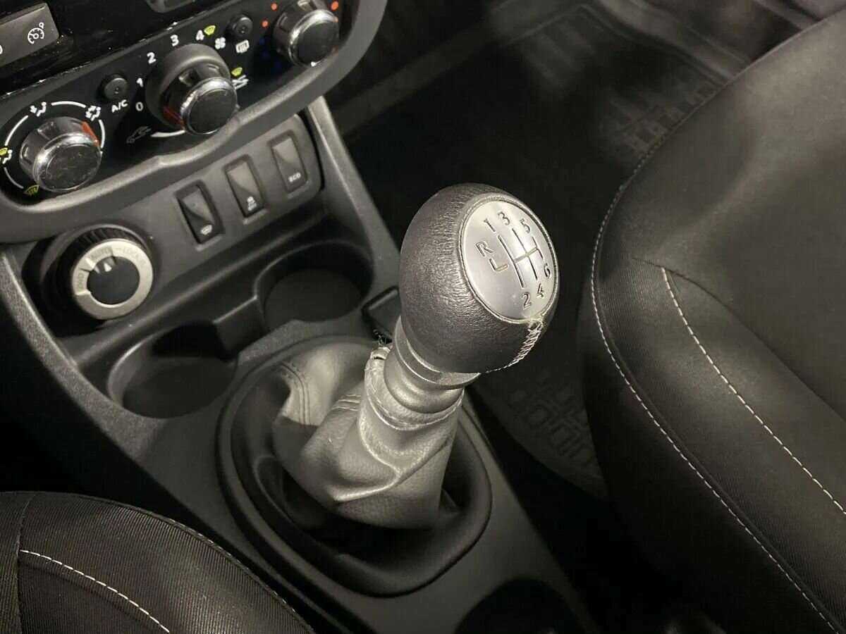 Renault Duster, 2020 - Фото №11