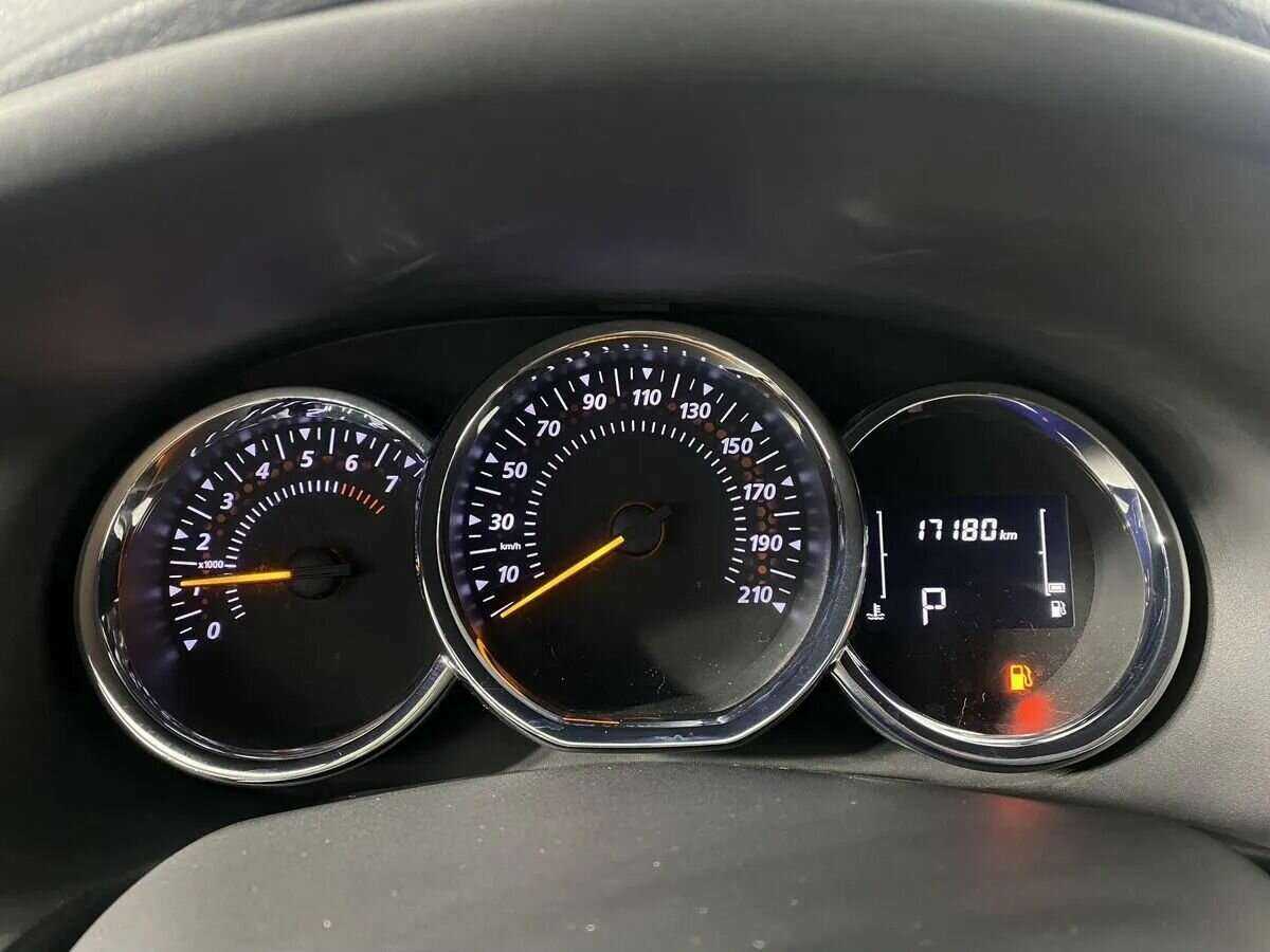 Renault Logan Stepway, 2021 - Фото №8