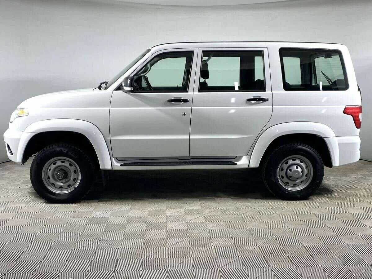 УАЗ Patriot, 2022 - Фото №3