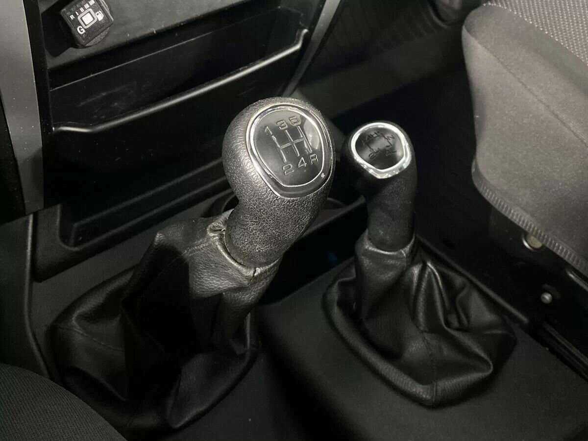 УАЗ Patriot, 2022 - Фото №11