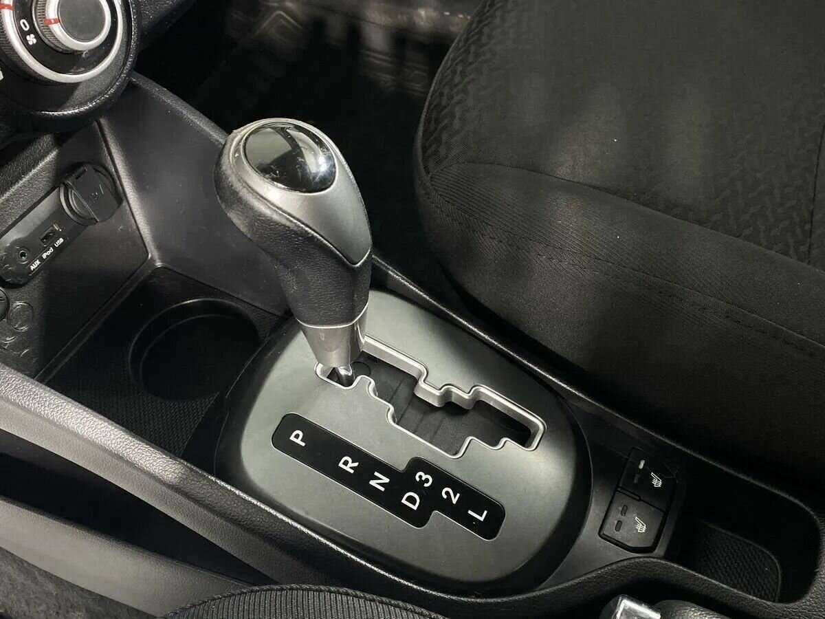Kia Rio 4-speed, 2013 - Фото №10