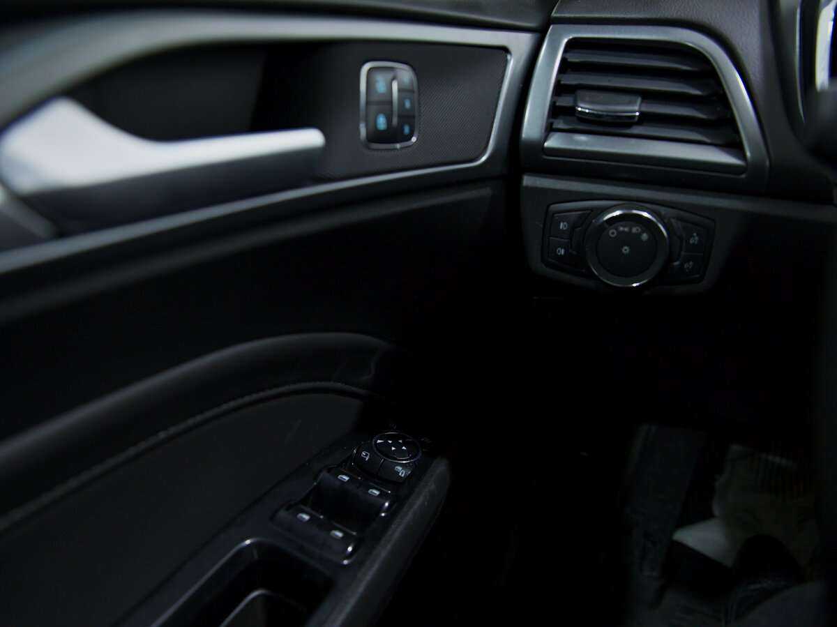 Ford Mondeo, 2016 - Фото №7