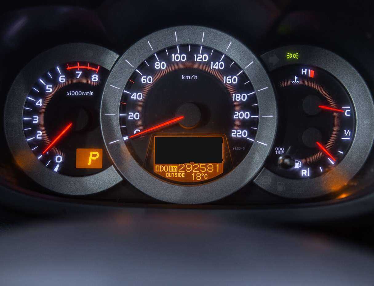 Toyota RAV4, 2012 - Фото №9