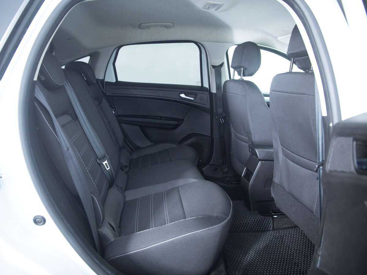 Renault Arkana, 2019 - Фото №8