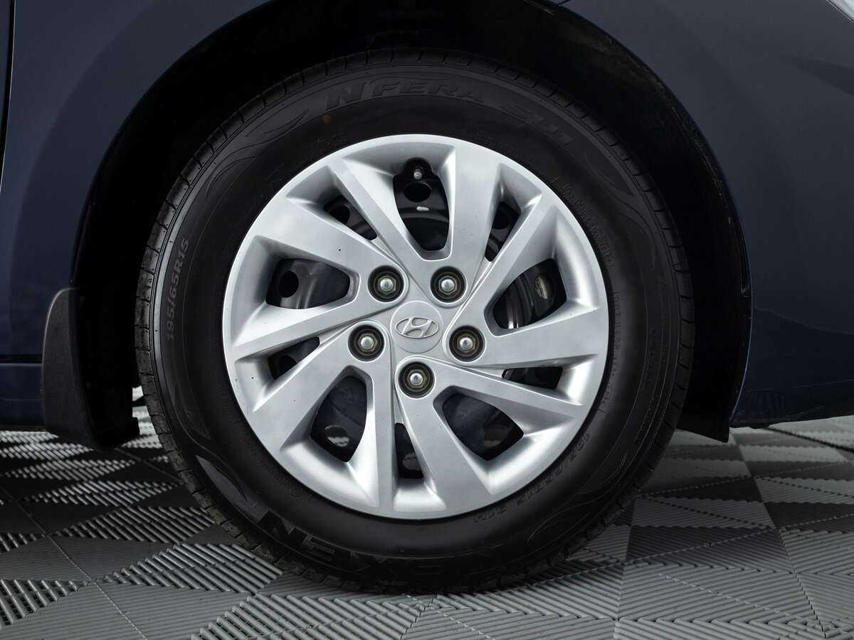 Hyundai Elantra, 2020 - Фото №9