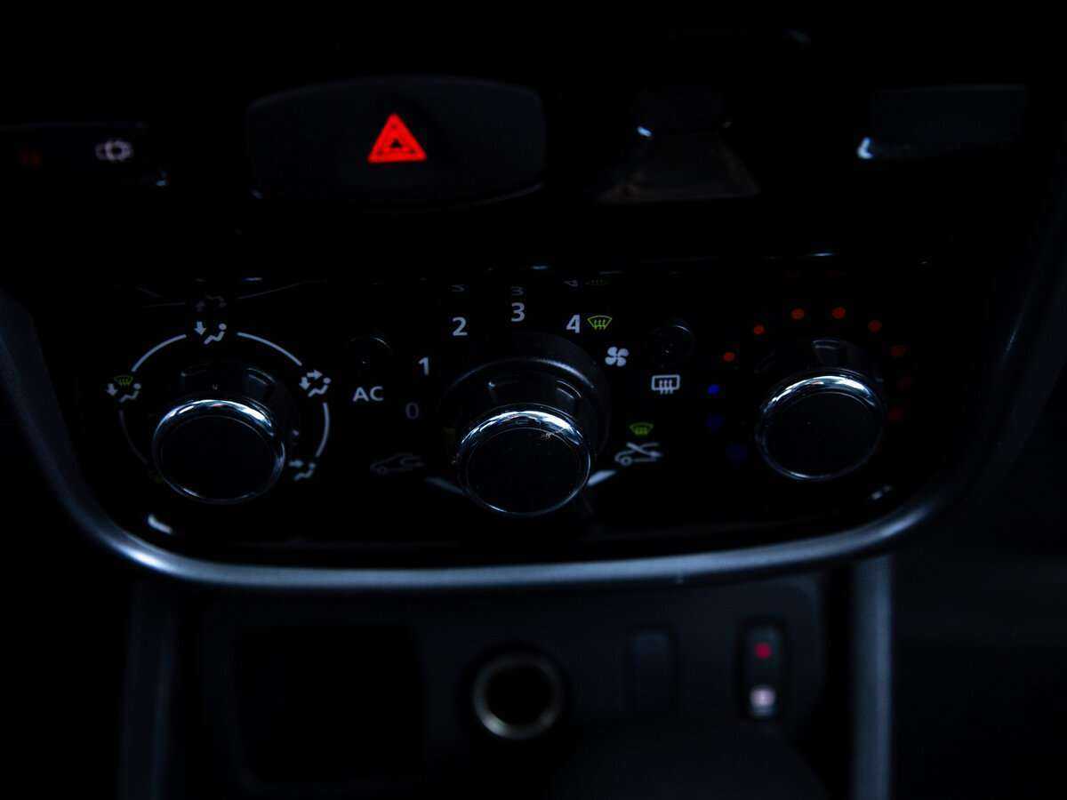 Renault Duster, 2013 - Фото №15