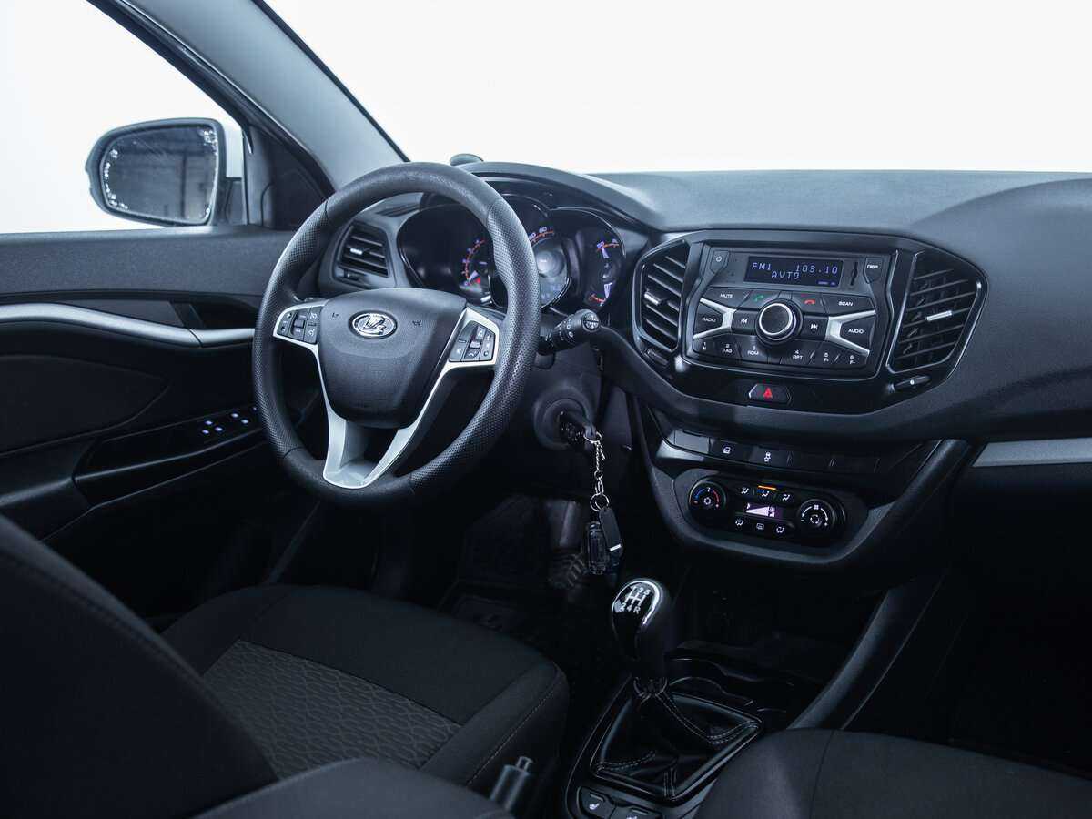 Lada (ВАЗ) Vesta SW, 2018 - Фото №11