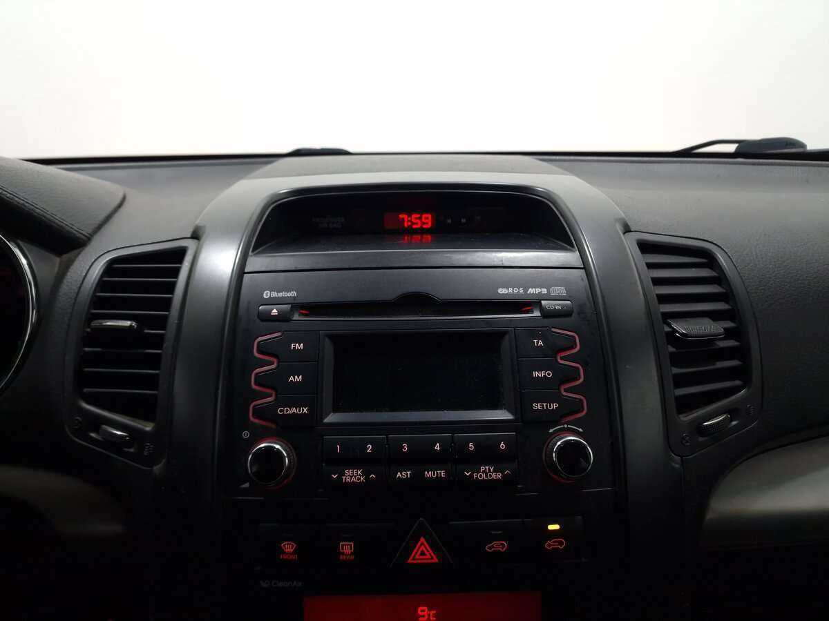 Kia Sorento, 2012 - Фото №9