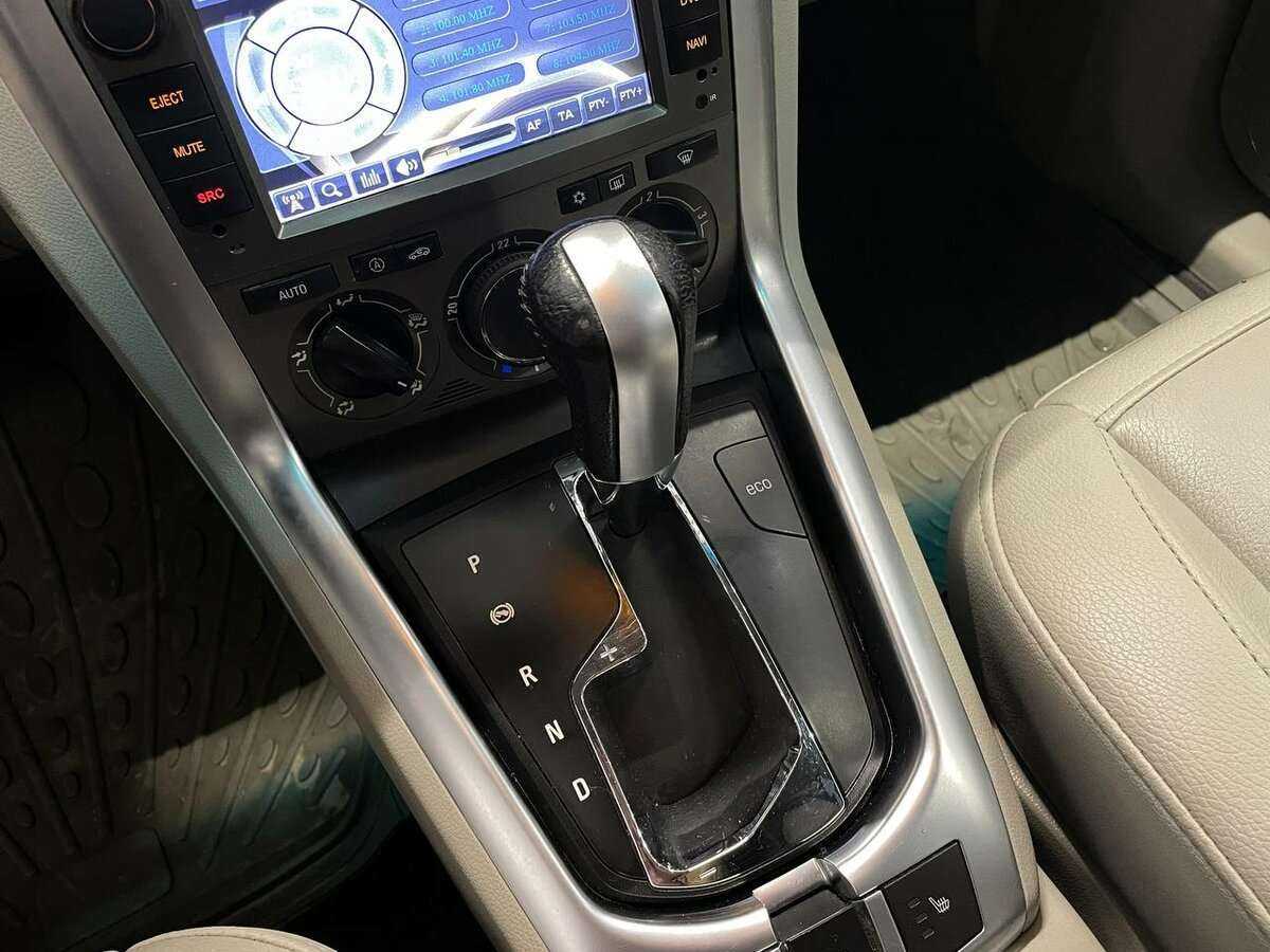 Opel Antara, 2012 - Фото №3