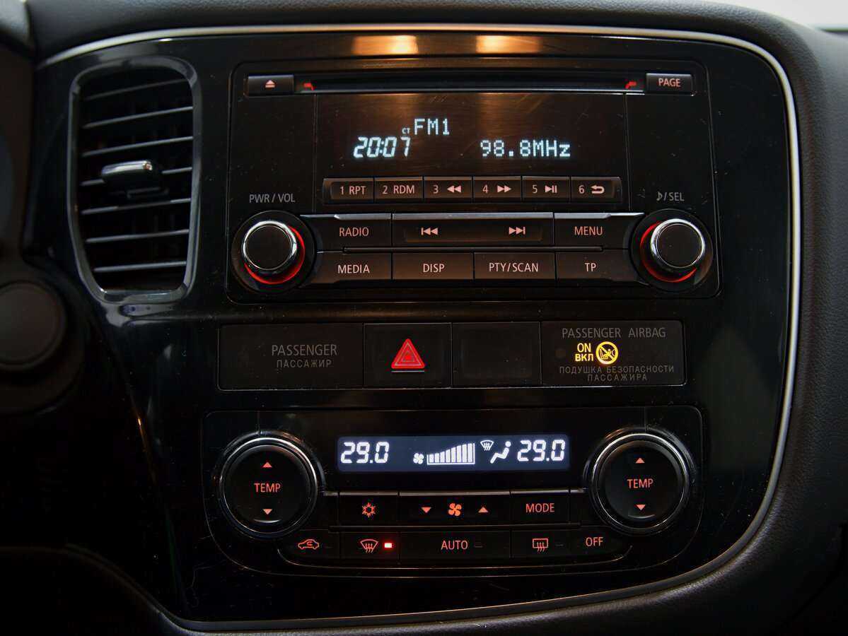 Mitsubishi Outlander, 2013 - Фото №7