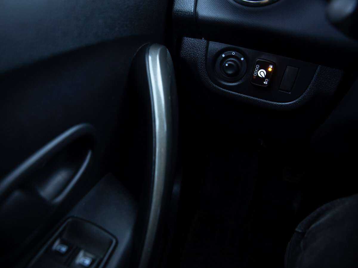 Renault Logan Stepway, 2019 - Фото №12