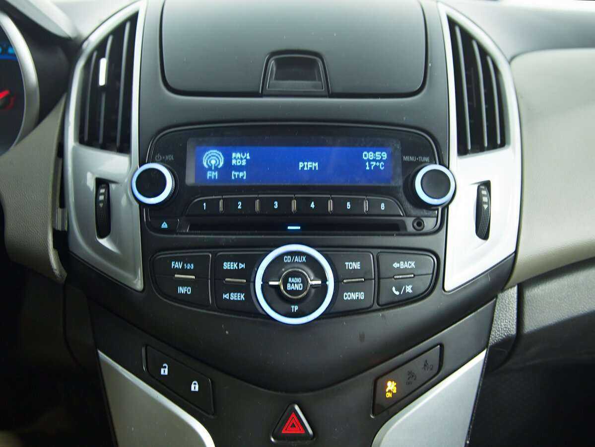 Chevrolet Cruze, 2013 - Фото №15