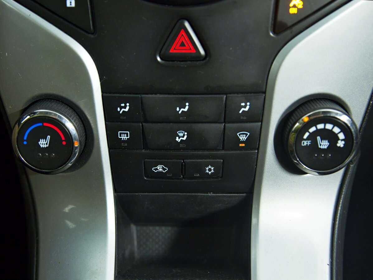 Chevrolet Cruze, 2013 - Фото №16