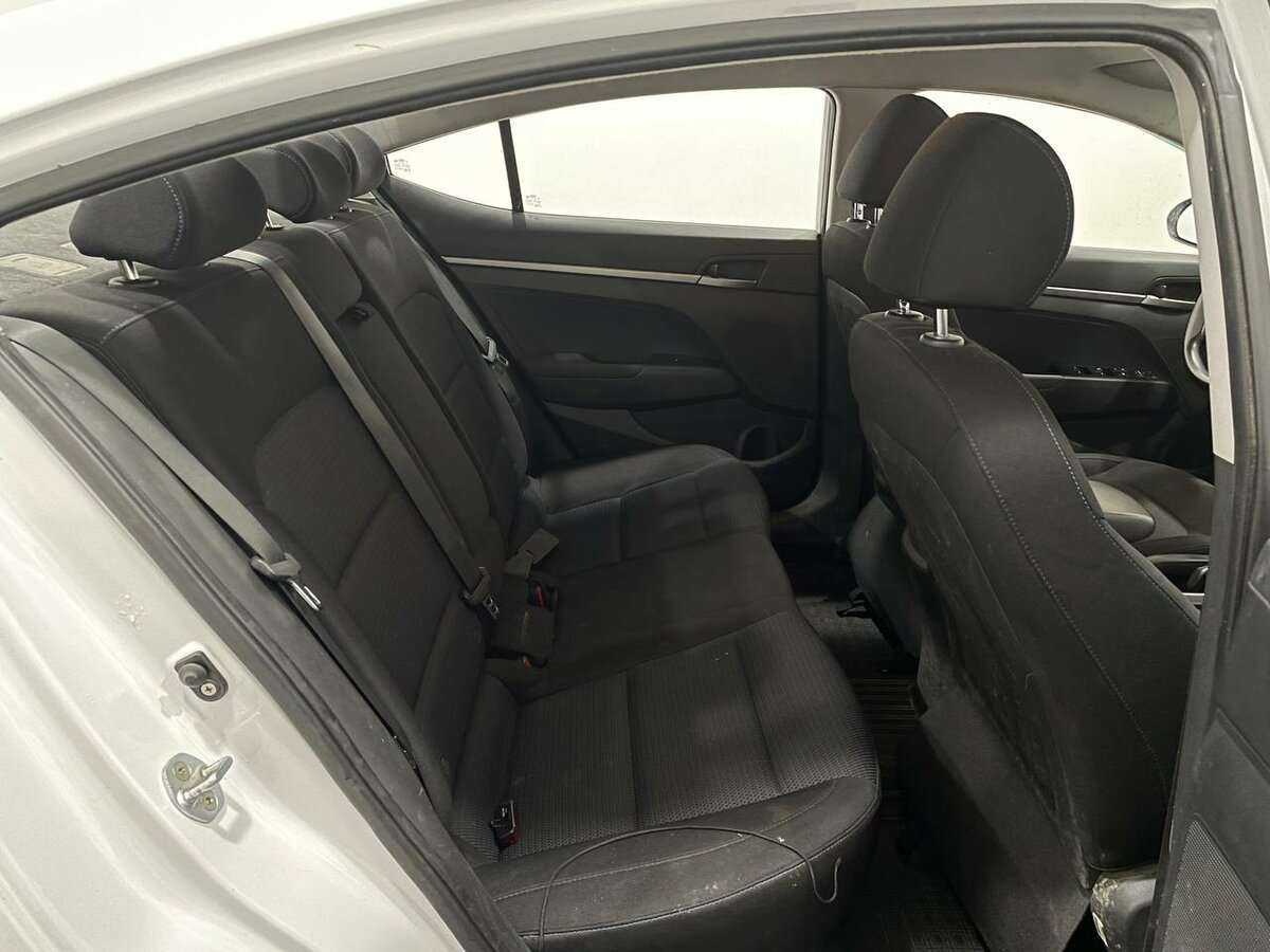 Hyundai Elantra, 2016 - Фото №4