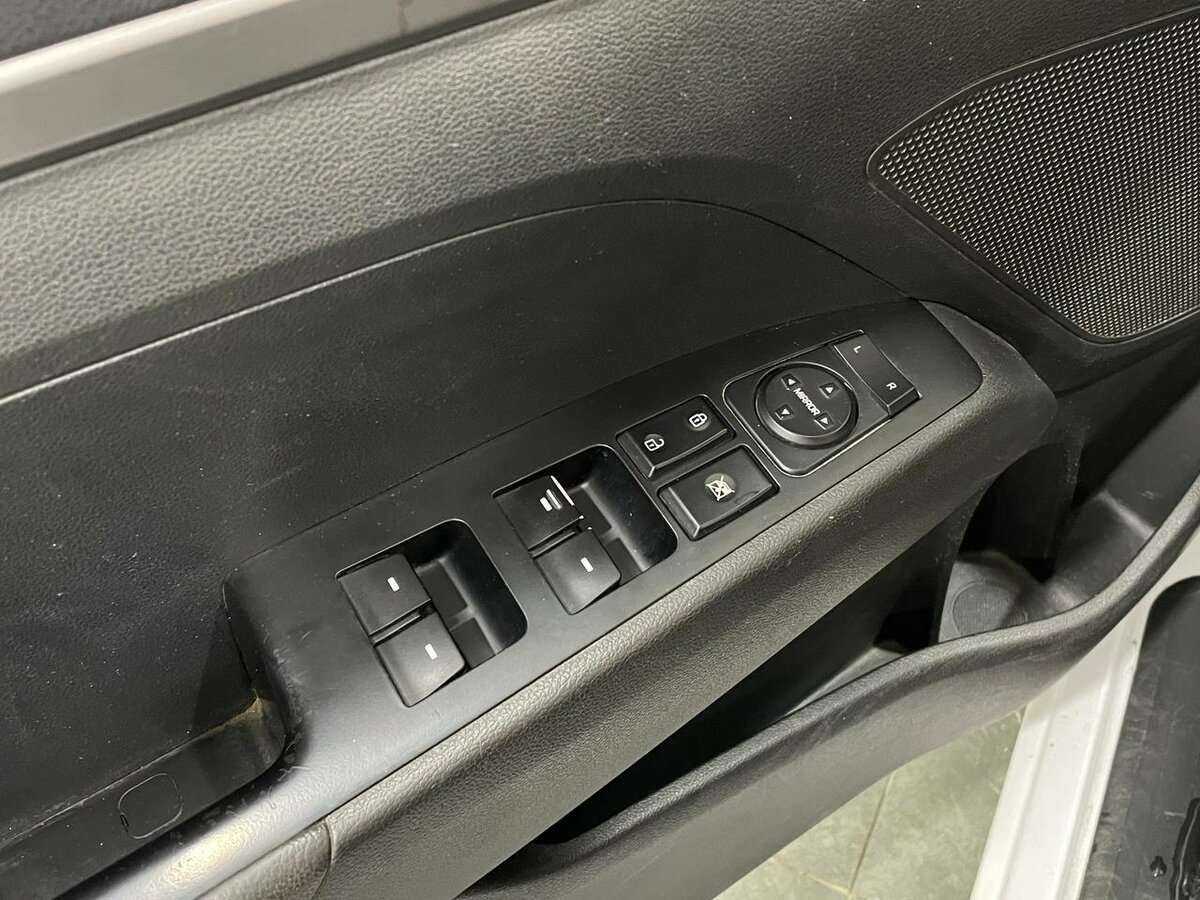 Hyundai Elantra, 2016 - Фото №10