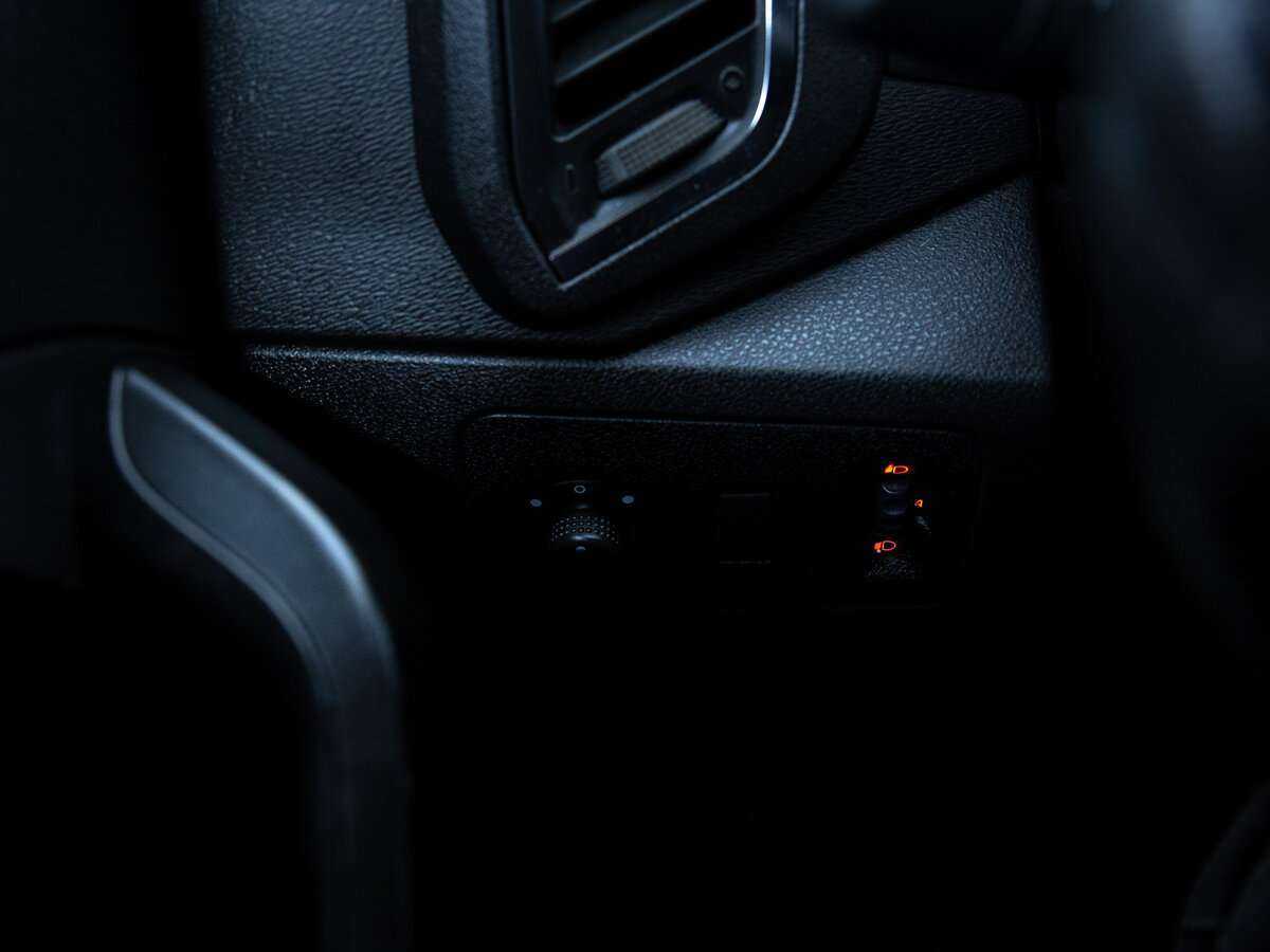 Lada (ВАЗ) XRAY, 2017 - Фото №13