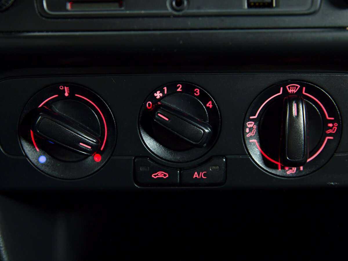 Volkswagen Polo, 2019 - Фото №12