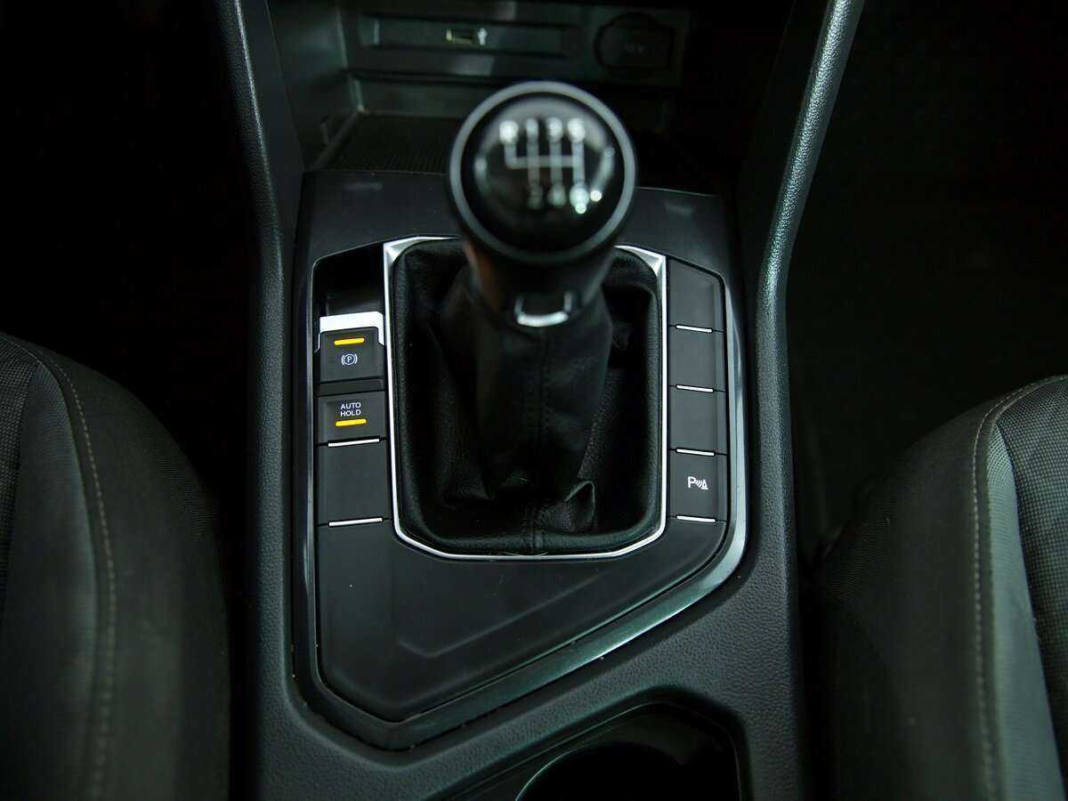 Volkswagen Tiguan, 2017 - Фото №13