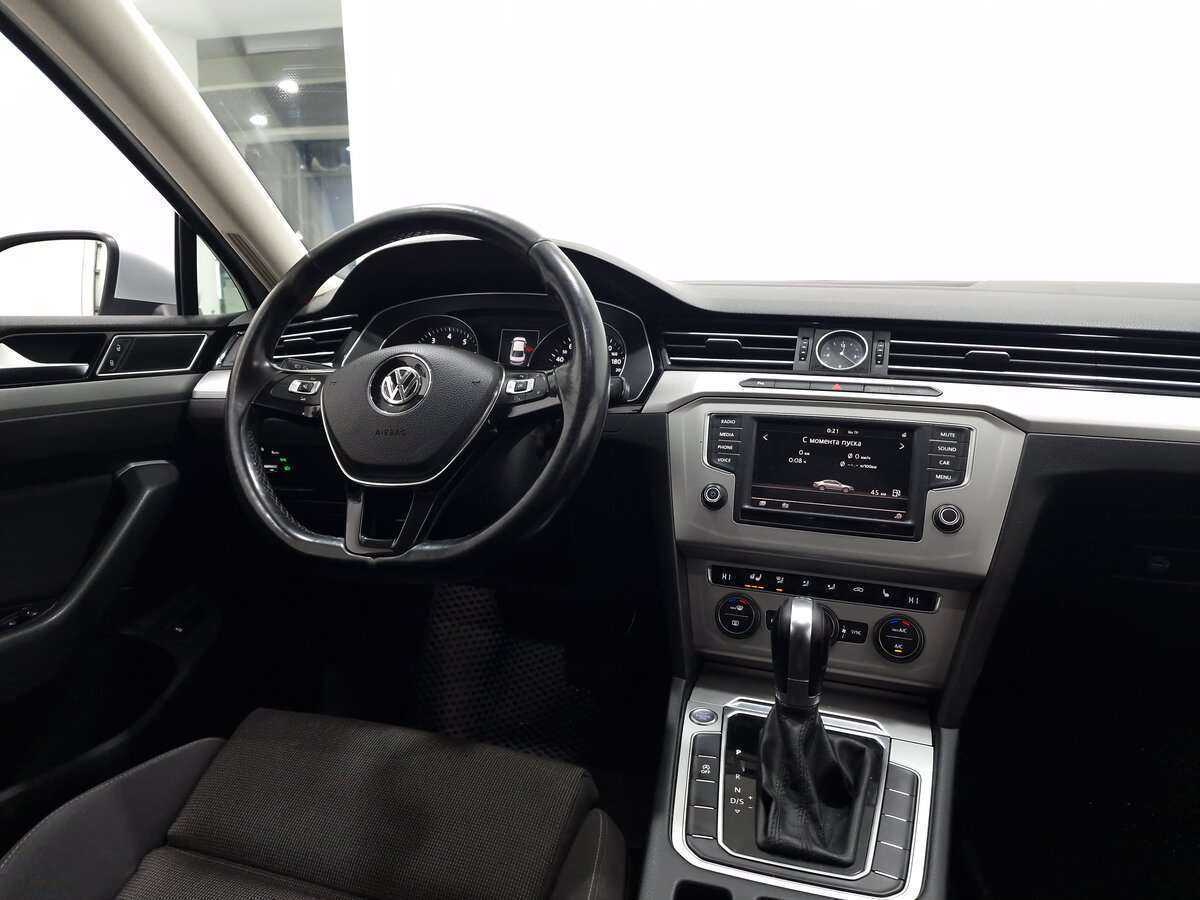 Volkswagen Passat, 2015 - Фото №5