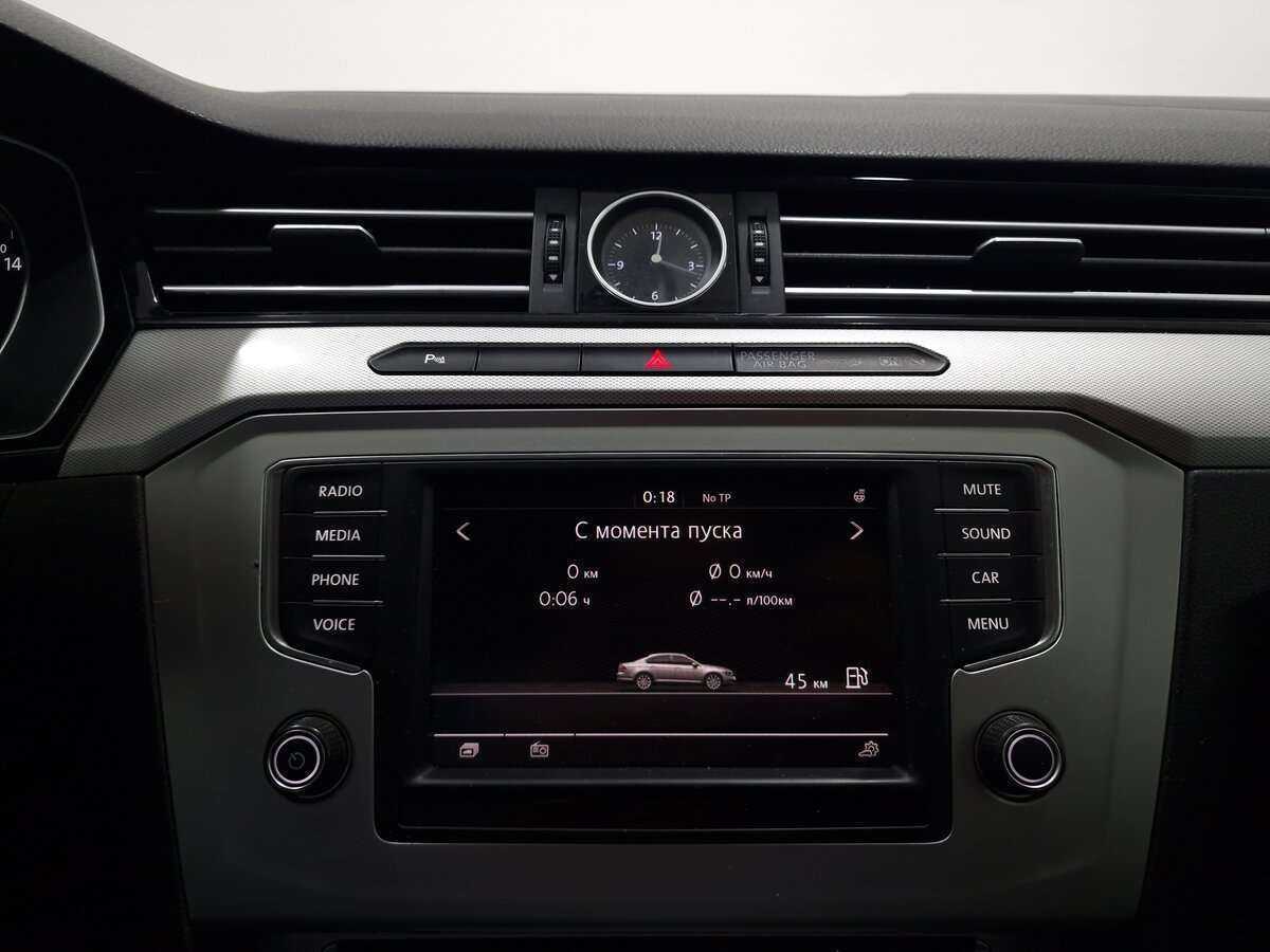 Volkswagen Passat, 2015 - Фото №6