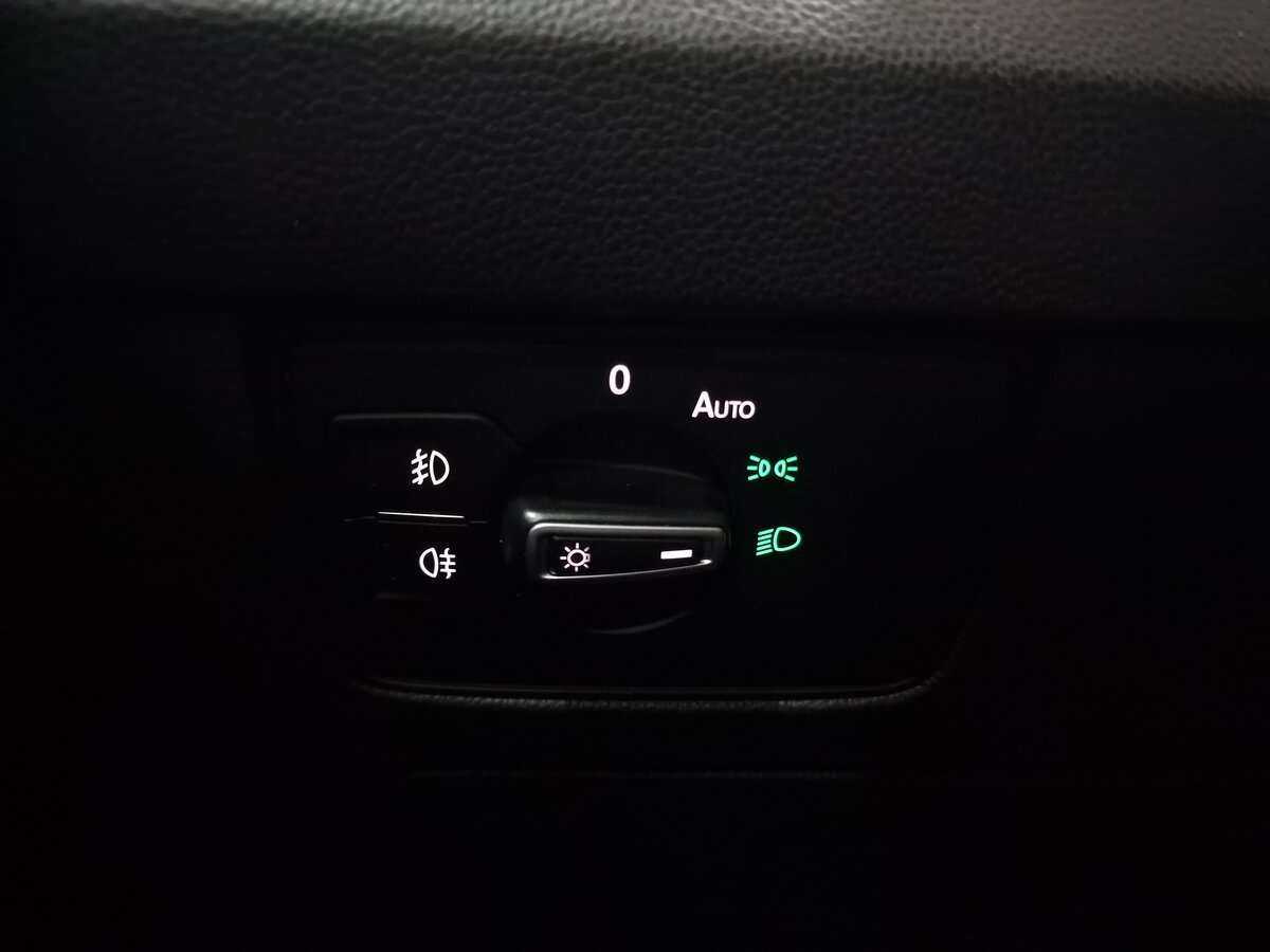 Volkswagen Passat, 2015 - Фото №12