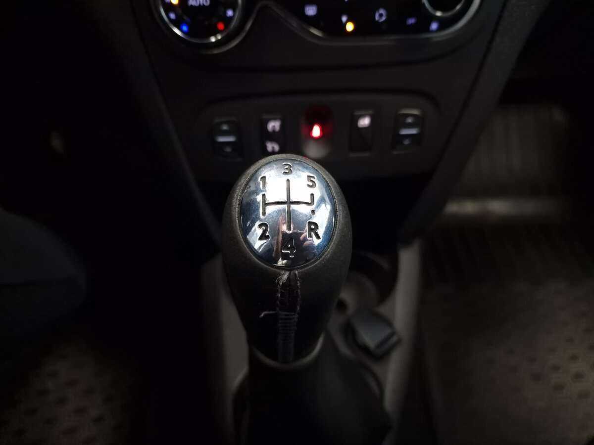 Renault Sandero, 2019 - Фото №14