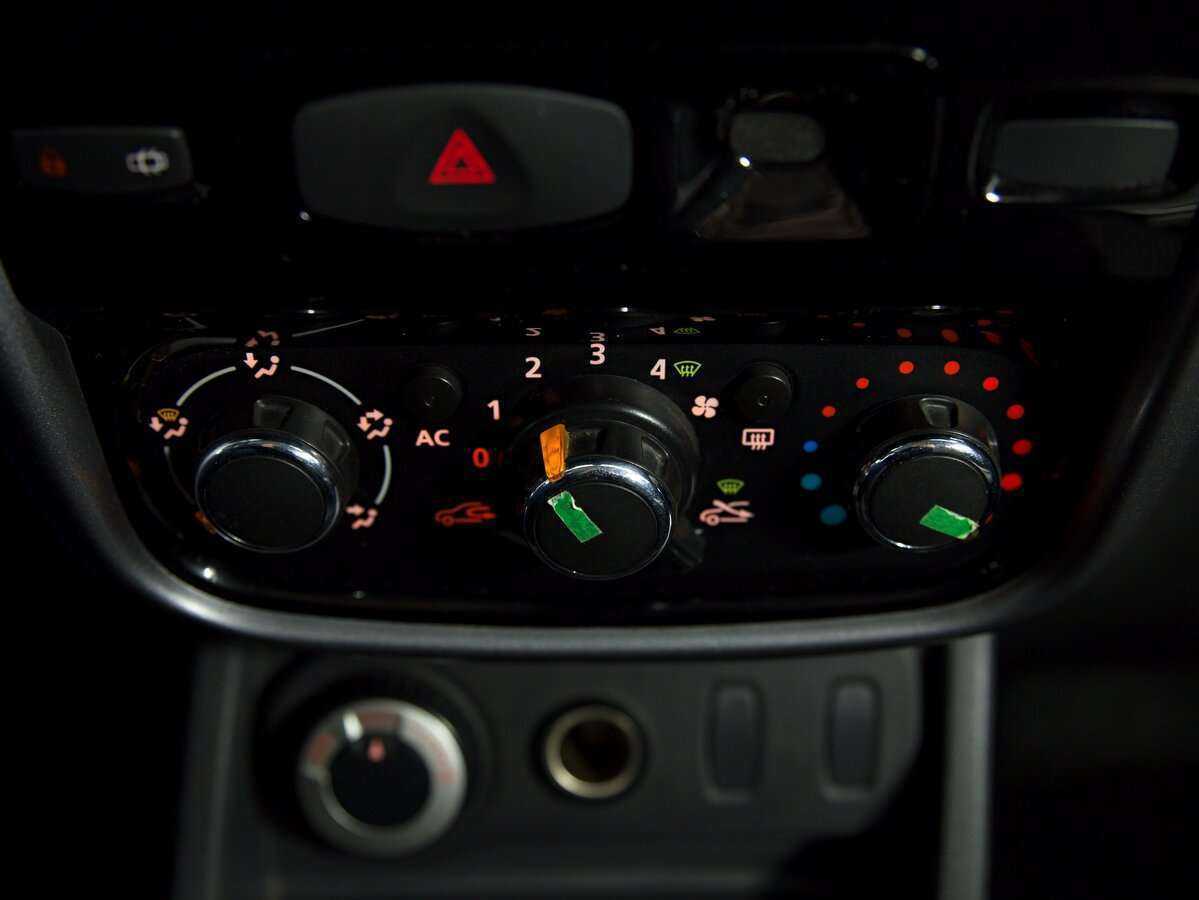 Renault Duster, 2012 - Фото №10