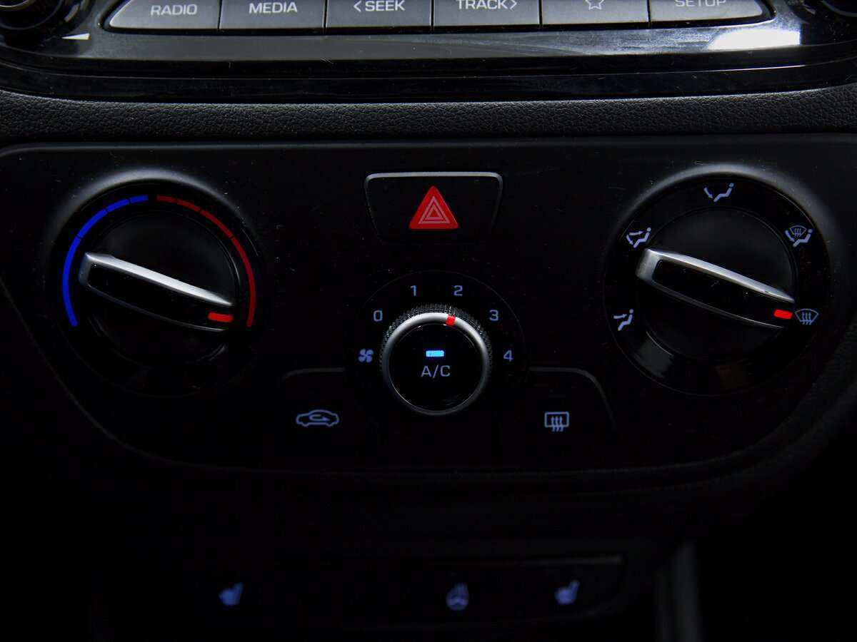 Hyundai Solaris, 2020 - Фото №10