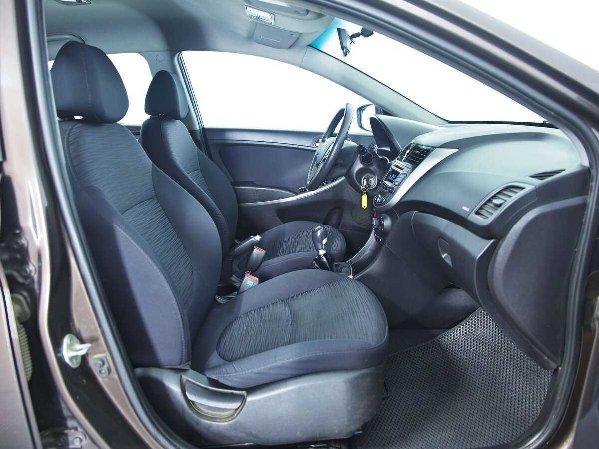 Hyundai Solaris, 2015 - Фото №9