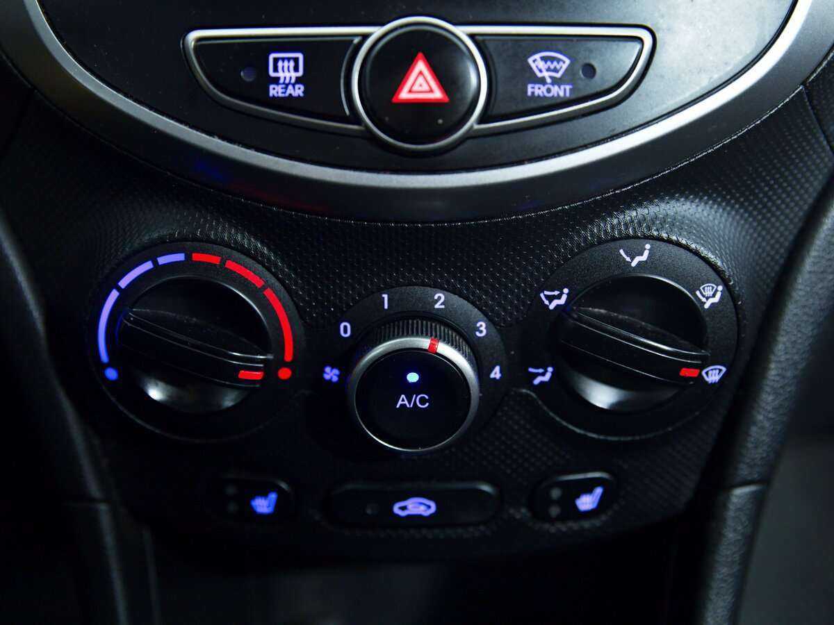 Hyundai Solaris, 2015 - Фото №15