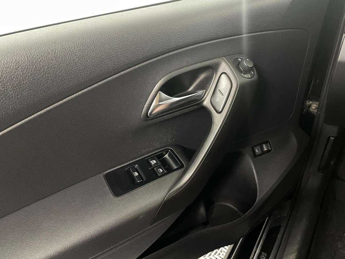 Volkswagen Polo, 2013 - Фото №11