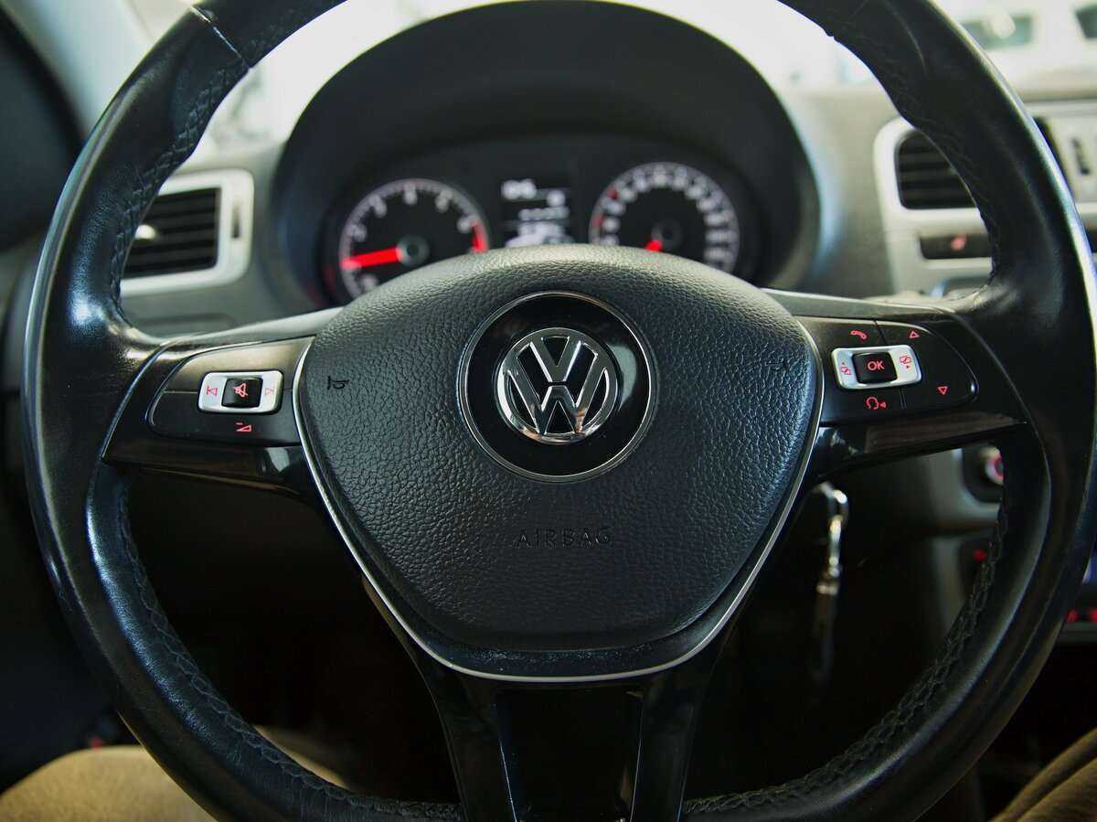 Volkswagen Polo, 2016 - Фото №3