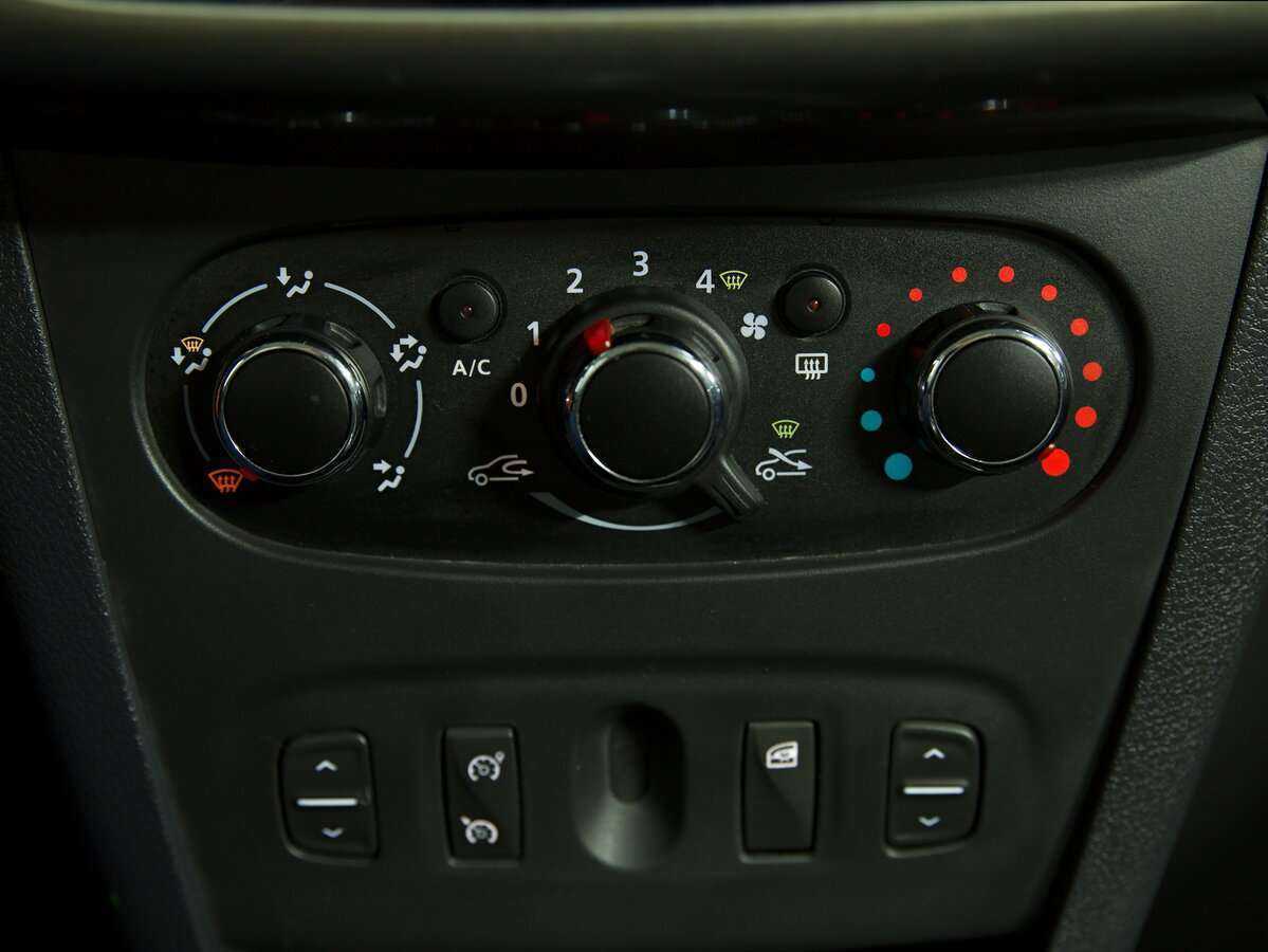 Renault Logan, 2015 - Фото №12