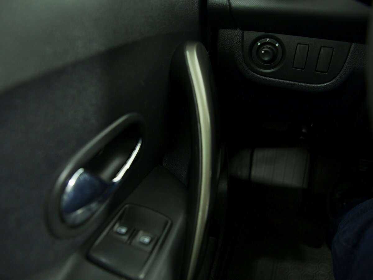 Renault Logan, 2015 - Фото №14