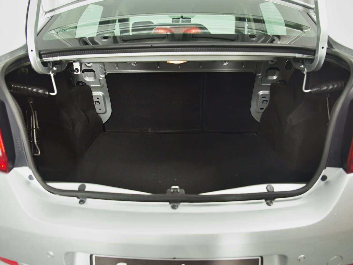 Renault Logan, 2015 - Фото №17