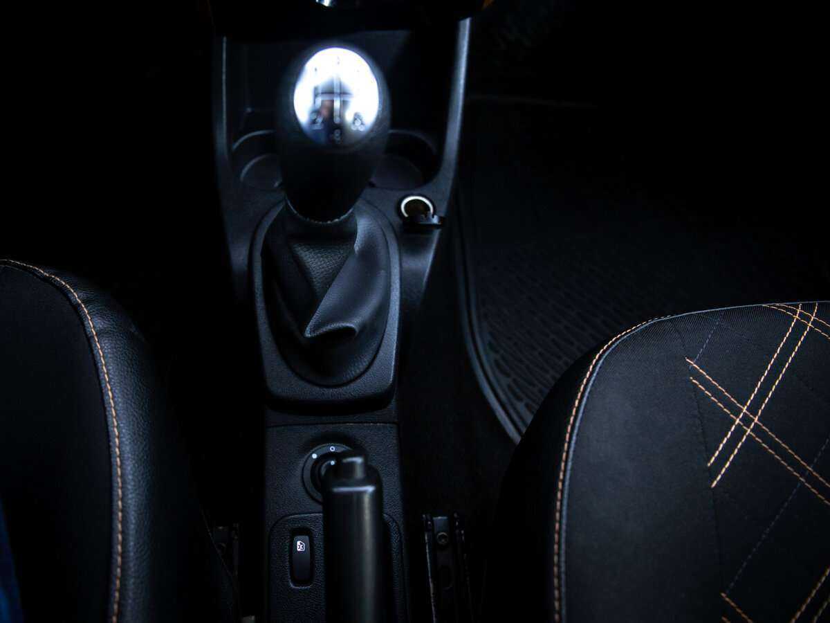 Lada (ВАЗ) Largus Cross, 2019 - Фото №15