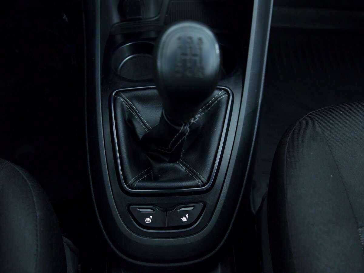 Lada (ВАЗ) Vesta, 2019 - Фото №13